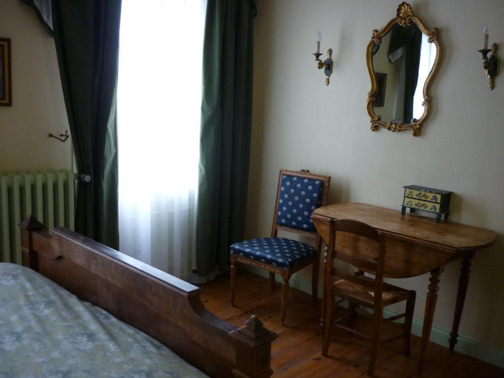 Chambres D'Hotes Le Jardin D'Alice Le Tilleul Номер фото